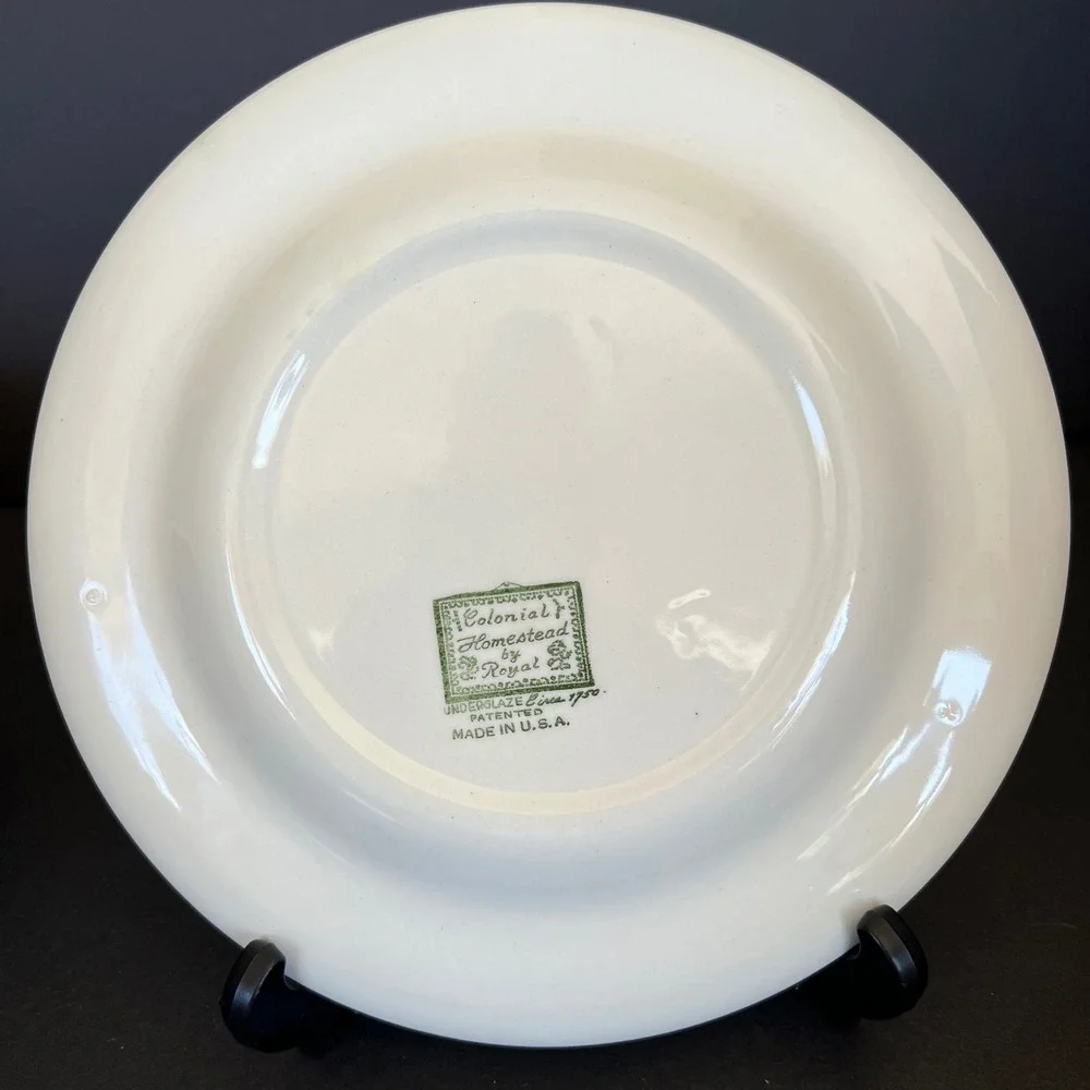 Set of 2 Royal Colonial Homestead Green Dinner Plates 10 Inch Fireplace Scene